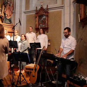 mit dem Musikverein Kleinraming, dem Behamberger Chor 'In ana Dur' und der Michlbauern Rud