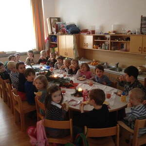 Kindergarten: Christkindlmarkt-Besuch