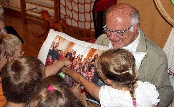 Abschied von Pfarrer Walter Wimmer im Kindergarten