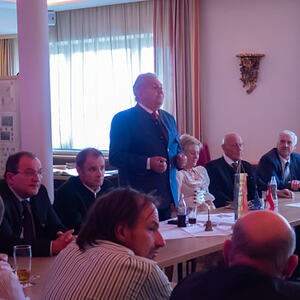 Festsitzung Gemeinderat Kopfing im Geburtshaus von Johann Nepomuk Hauser