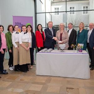 24. Benefizsuppenessen im Linzer Landhaus