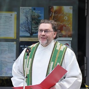 Traunauen-Reinigung mit ökomenischen Gottesdienst