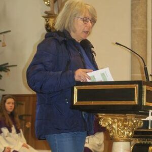 Sonja Sommergruber liest die Adventgeschichte für Kinder