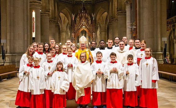 DomministratInnen und Seminaristen mit Bichof Dr. Manfred Scheuer