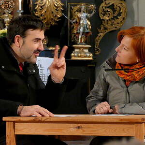 Eine Hausaufgabe regt zum Nachdenken an - auch den Papa. Wie viele tausend Jahre ist es her, seit Jesus geboren wurde?