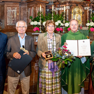 Am 18.07.2021 fand eine Heilige Messe mit Ehrungen in der Stiftsbasilika statt. Frau Dr. Schmeiss, Leiterin des KBW St. Florian erhielt die Severin Medaille der Dioezese Linz. Ebenso wurden für die langjährigen Dienste  Frau Adelheid Kaltenberger und