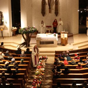 Adventkranzweihe in St. Quirinus