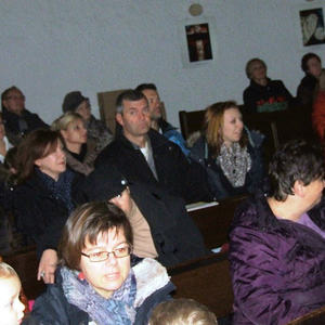 Adventkranzweihe und Schmankerlmarkt