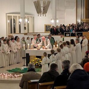 Zelebranten, Ministranten und Projektchor