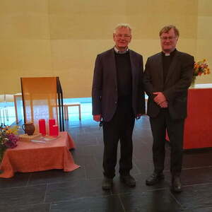 Diözesanbischof Dr. Manfred Scheuer und P. Josef Essl