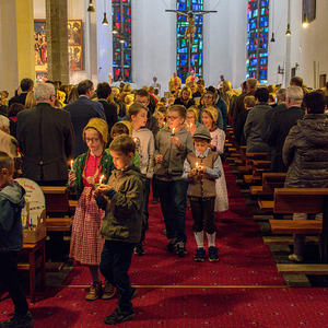 900 Jahre sind vergangen, seitdem die Kirchdorfer Kirche geweiht wurde. Mit einem großen Pfarrfest und Erntedank fanden die Jubiläumsfeiern ihren Höhepunkt und Abschluss.