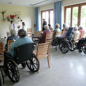 Maiandacht im Pflegeheim