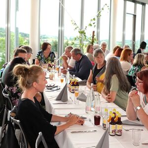 25 neu ausgebildete Bibliothekarinnen für OÖ