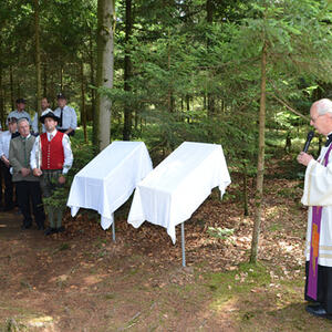 Gedenkfeier Fliegerkreuz in Entholz