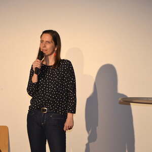 MODENSCHAU und Informationen über ökologisch und fair hergestellte Kleidung 