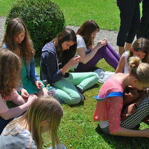 Die Lackener Firmlinge besuchen das Stift St. Florian