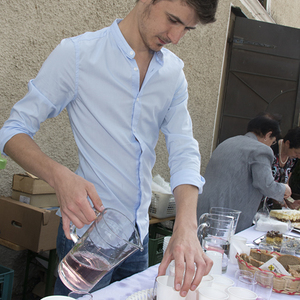 Eine kleine Feier im Rahmen des 60. Geburtstag von Pfarrer P. Severin Kranabitl hat das Leitungsteam der Pfarrgemeinde organisiert.