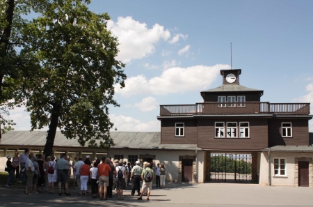 Die Gruppe aus Kalham besuchte das KZ Buchenwald. © KBW Kalham