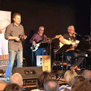  zwei restlos ausverkauften Vorstellungen vor einem begeisterten Publikum im Pfarrzentrum St. Stephanus