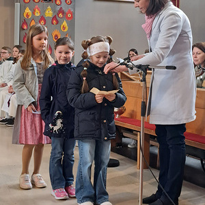 Erstkommunion-Lesekinder