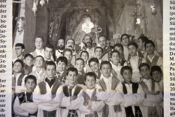 Artikel Lektorenweihe im Turabdin / Initiative Christlicher Orient /Linz wenn junge Leute mit Leidenschaft Lesungen und Choräle singen ...