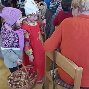 Pfarrfrühstück mit Kindergartenkindern am 9. Dezember 2022