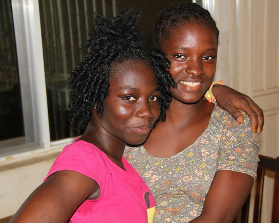 Junge Bewohnerinnen des Don Bosco Mädchenhauses
