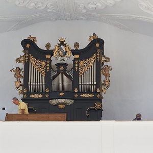 Empore Holz mit Hartöl einlassen