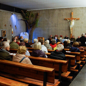 Adventlesung und Adventkonzert