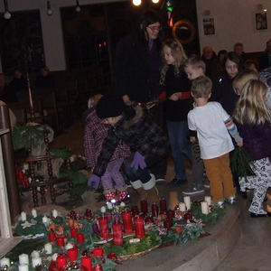 Adventkranzweihe und Schmankerlmarkt