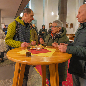 Nach dem Taize-Gottesdienst wurde zu einer Agape geladen.