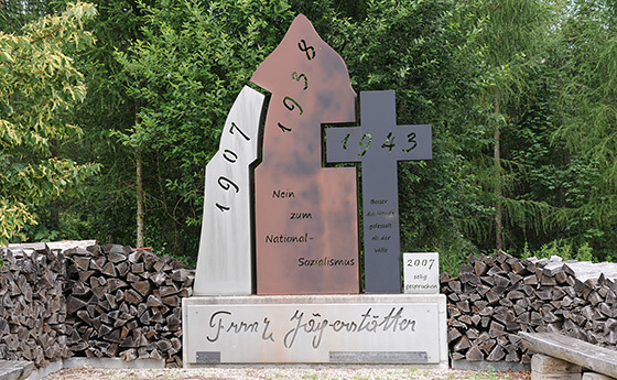 Denkmal auf dem Franz-Jägerstätter-Weg in St. Radegund