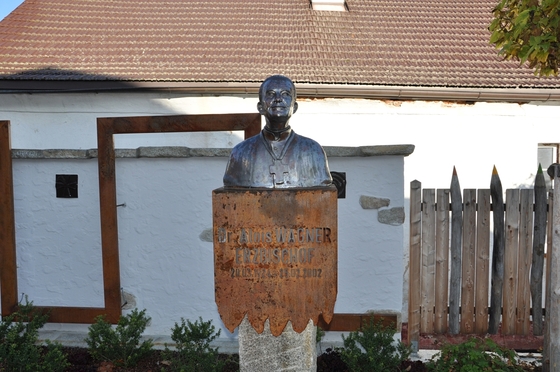 Büste von Alois Wagner im „Strebergarten“ in Leopoldschlag / © Alois Wagner Büste von Alois Wagner im „Strebergarten“ in Leopoldschlag