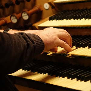 Präludium zum Eröffnungsgesang an der Rudigierorgel