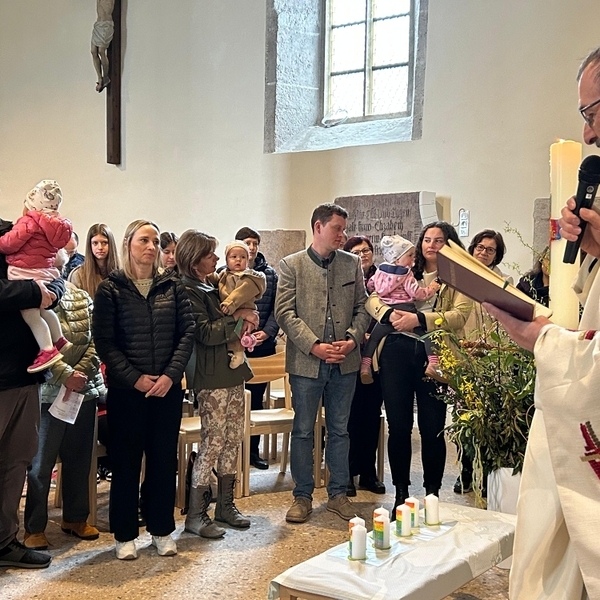 Segnung der Täuflinge