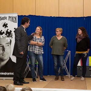 The Magic Priest in Dorf