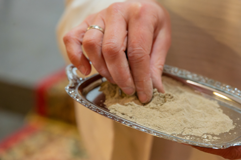 Aschermittwoch in der Pfarre Kirchdorf mit Pastoralassistentin Susanne Lammer und Erni Stögmüller