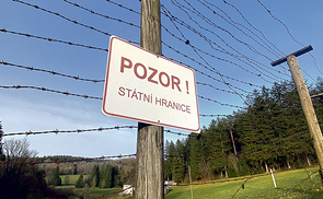 „DenkStätte“ an den Eisernen Vorhang bei Guglwald.