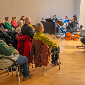 Passions- und Ostergedichte von und mit Stefan Schlager sowie Musik mit Maria Gräf, Eva Pimminger, Andrea Winter im Rahmen der Heilsame Woche in der Pfarre Kirchdorf an der Krems