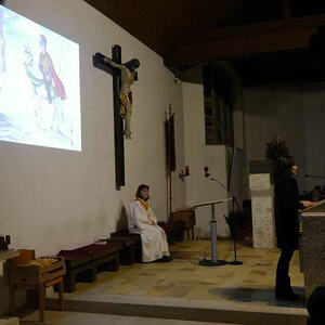 Martinsfest - Kinder tragen Licht ins Dunkel