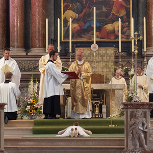 Jungfrauenweihe Bernadette Lang 15 August 2022 im Dom zu Salzburg