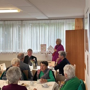 Frauenmesse und Kochheftpräsentation