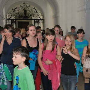 Die Lackener Firmlinge besuchen das Stift St. Florian