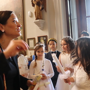 St. Quirinus feiert mit 10 Erstkommunionkindern 2026
