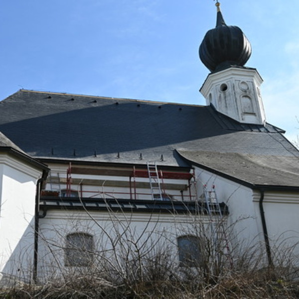 Kirchendachrenovierung Pramet 2024