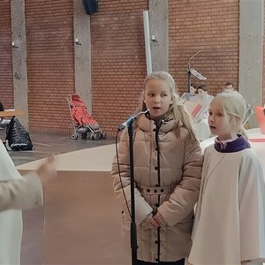 Familiengottesdienst und Miniaufnahme