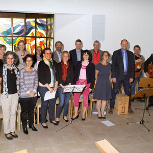 MELoedtIE ist der mittlerweile erwachsene Jugendchor der Pfarre, der immer die erste Sonntagsmesse des Monats gestaltet.