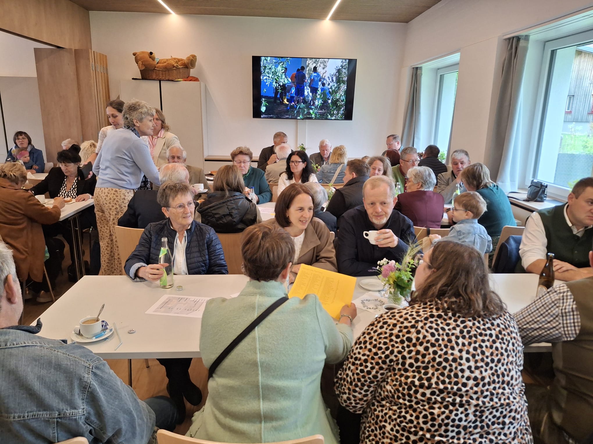 Pfarrheimeröffnung Pramet 17.5.2026 / © Pfarrgemeinde Pramet