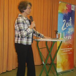   Dr. Christine Haiden                             