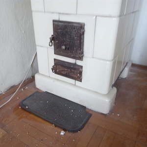 Kachelofen im 1. Stock